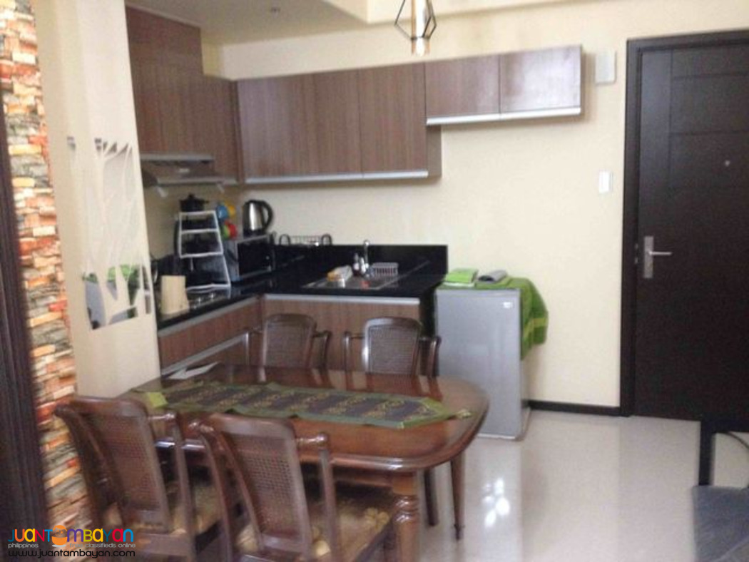 One Bedroom with Parking at Radiance manila Bay Pasay