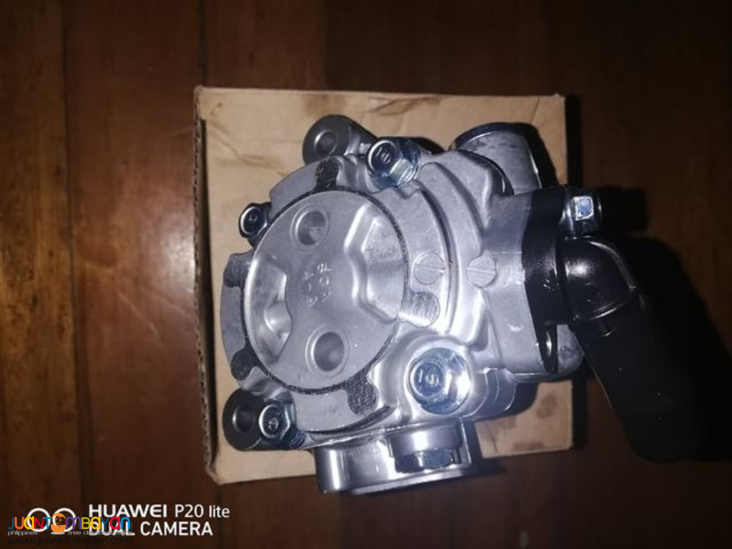 Honda Crv gen 2  steering pump 01 To 06