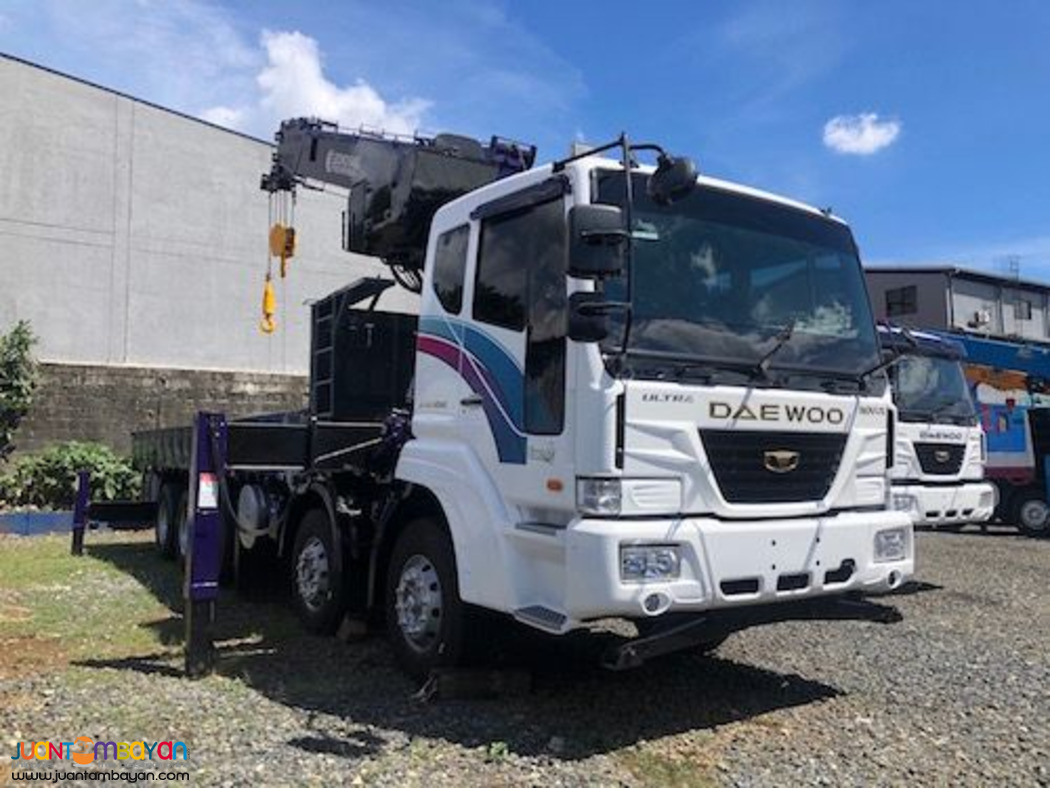 CARGO CRANE BOOM TRUCK