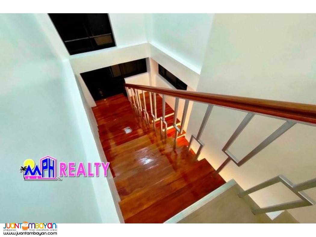 MOLAVE HIGHLANDS - FOR SALE 4 BR HOUSE IN CONSOLACION, CEBU