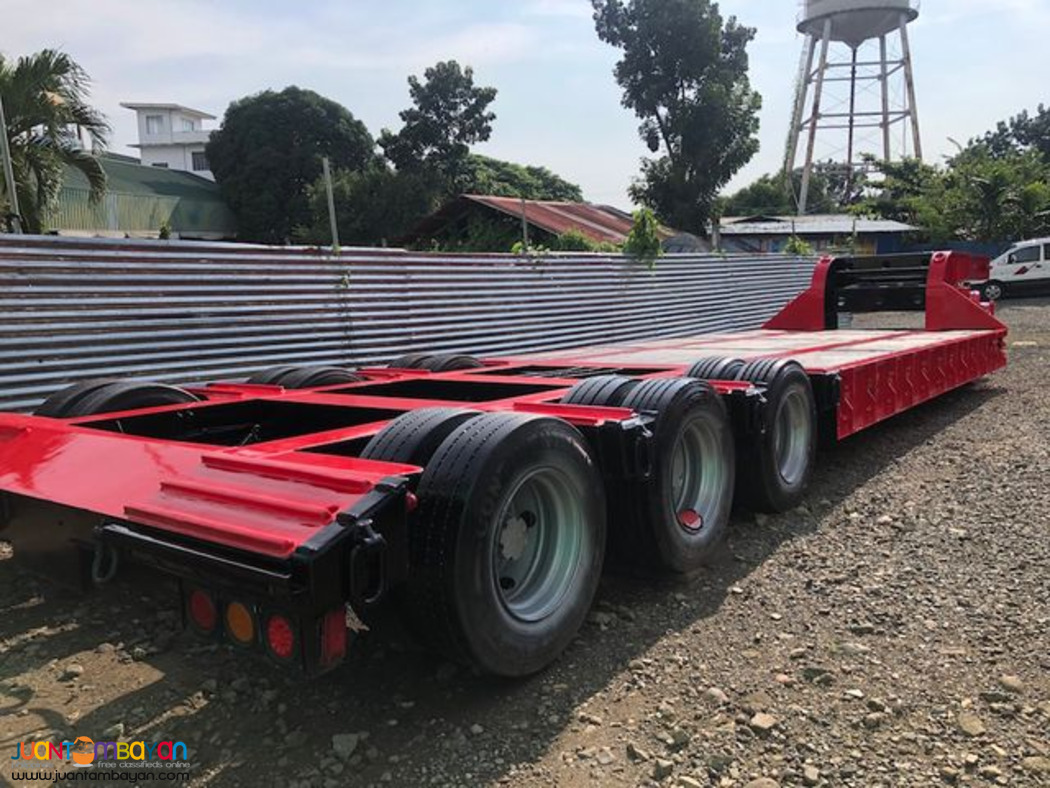 LOWBED TRAILER FOR BACKHOE