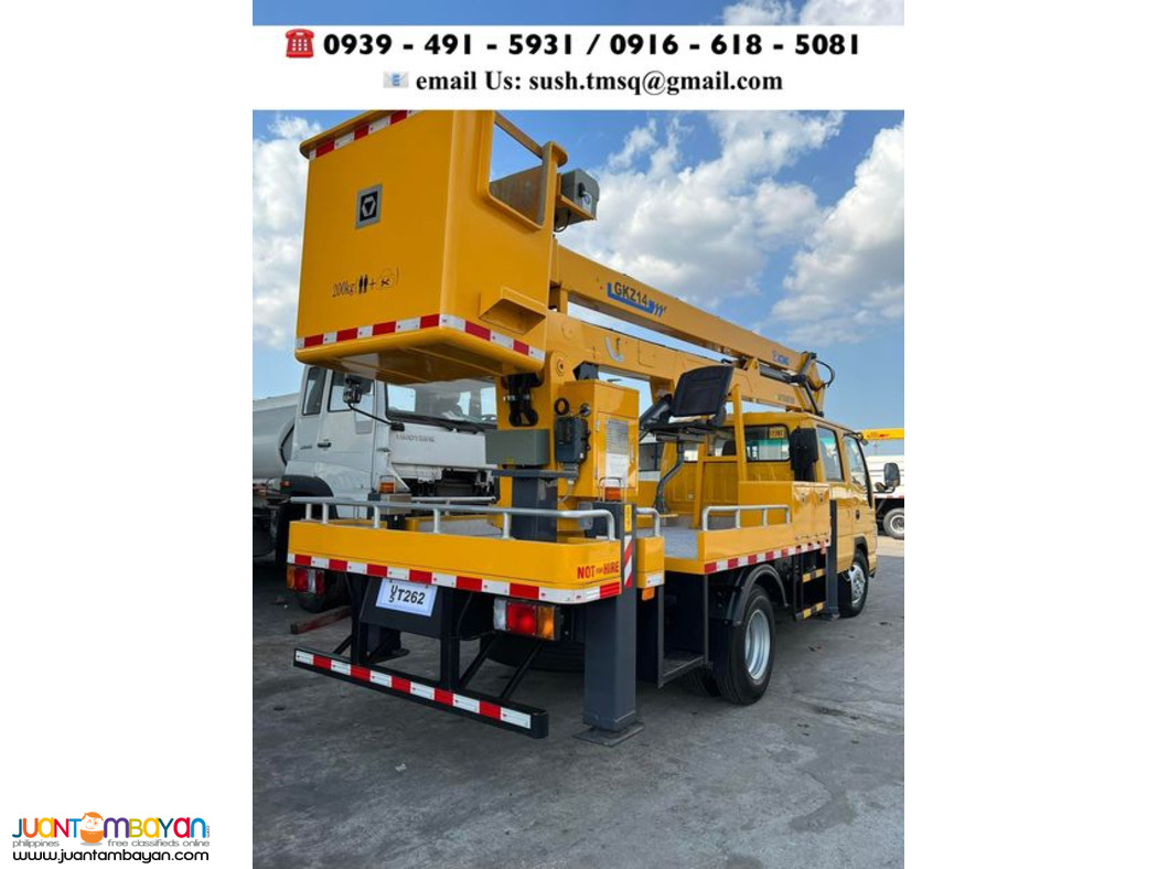 14meters manlift truck double cab isuzu XCMG 6-wheeler 