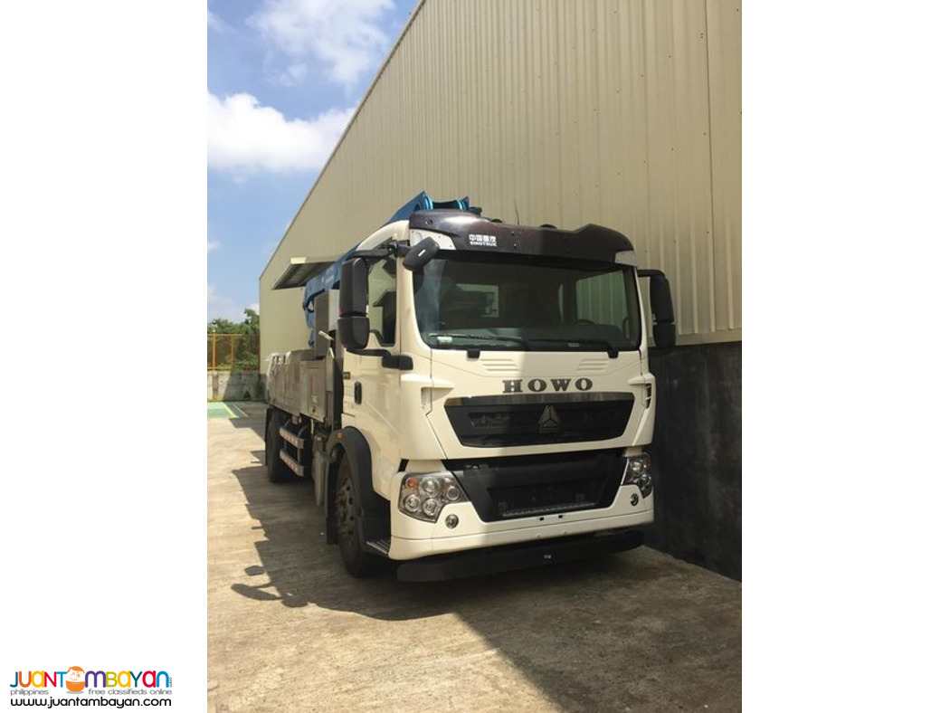 SELF LOADING CONCRETE MIXER