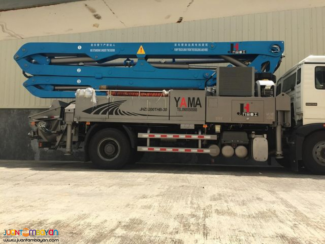 SELF LOADING CONCRETE MIXER