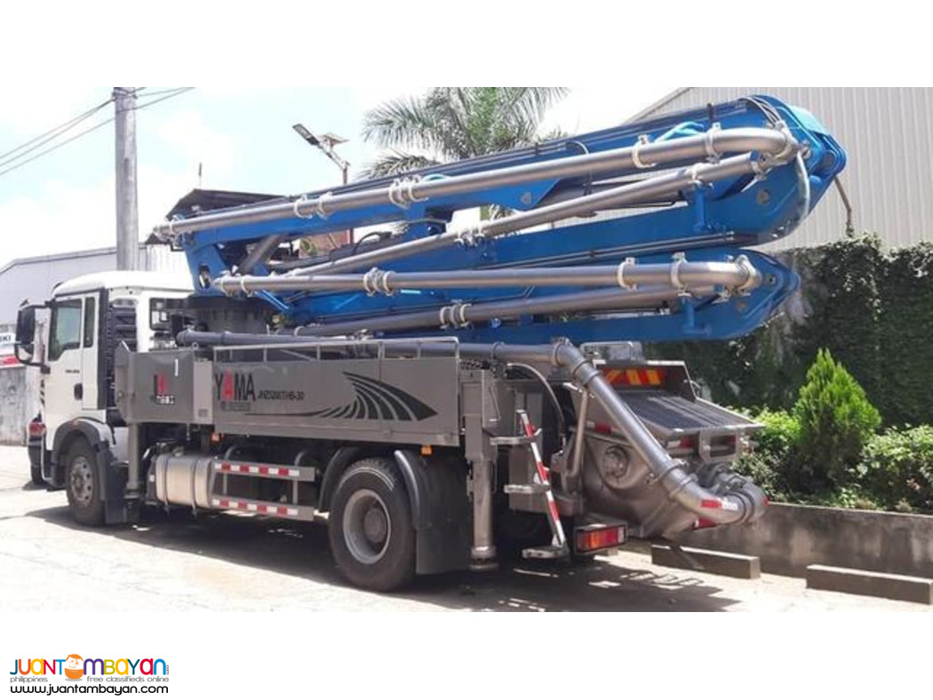 SELF LOADING CONCRETE MIXER