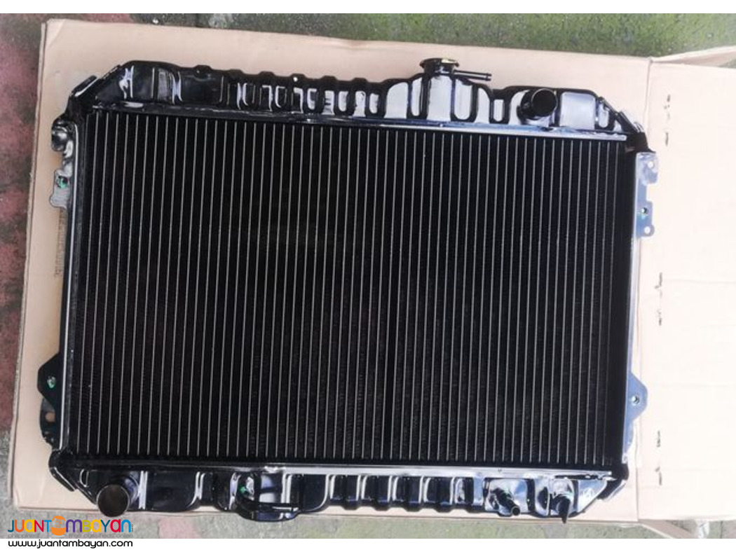 Toyota revo 7k engine radiator assembly 