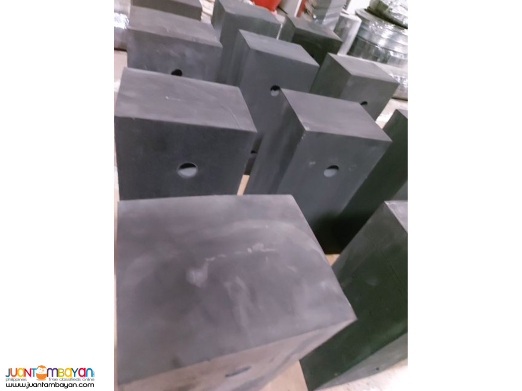 RUBBER BUMPER FOR LOADING DOCKS