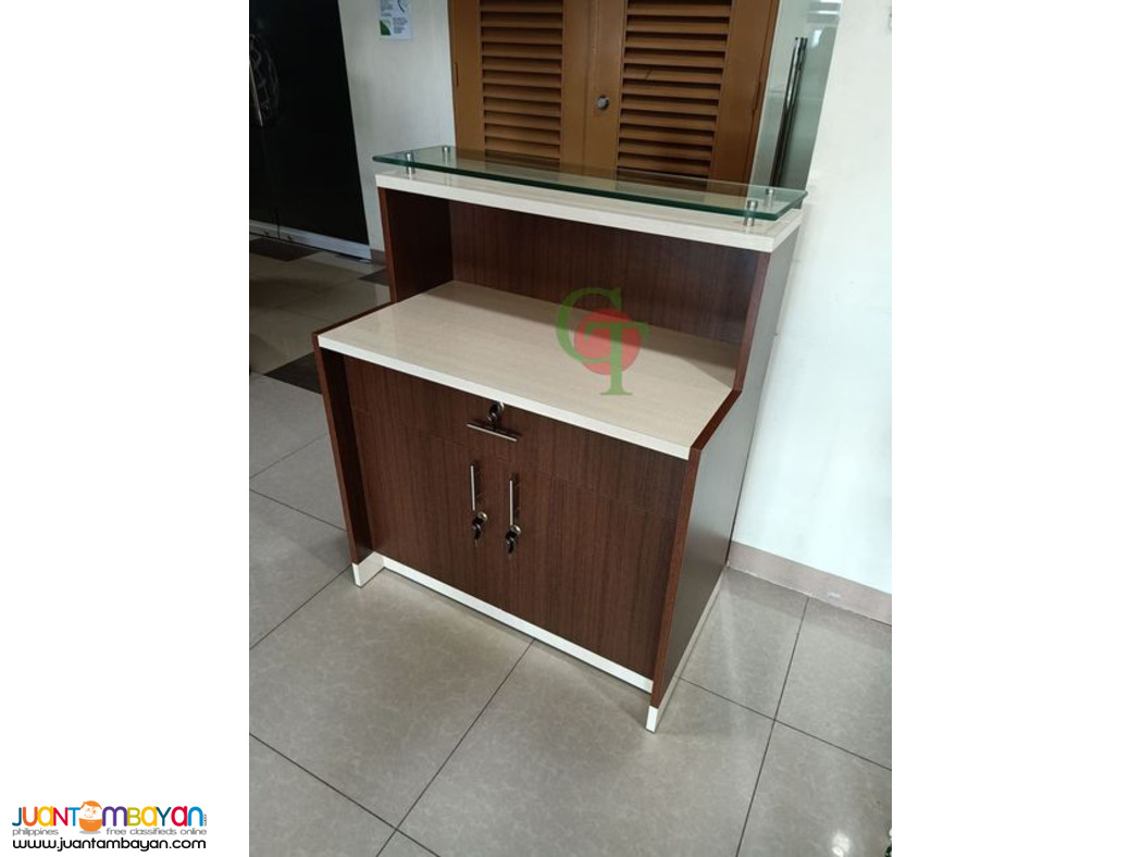 Podium / Receiving Table