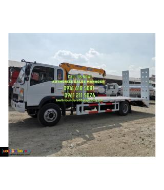 6 wheeler self loading truck with 3.2tons boom brand new 