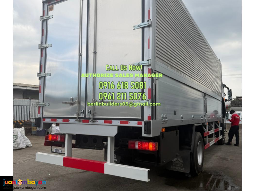 6 wheeler wing van sinotruk brand new for sale