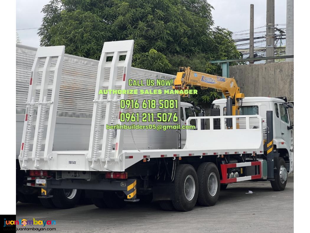 10 wheeler self loading truck 2ith 5 tons boom sinotruk howo nx