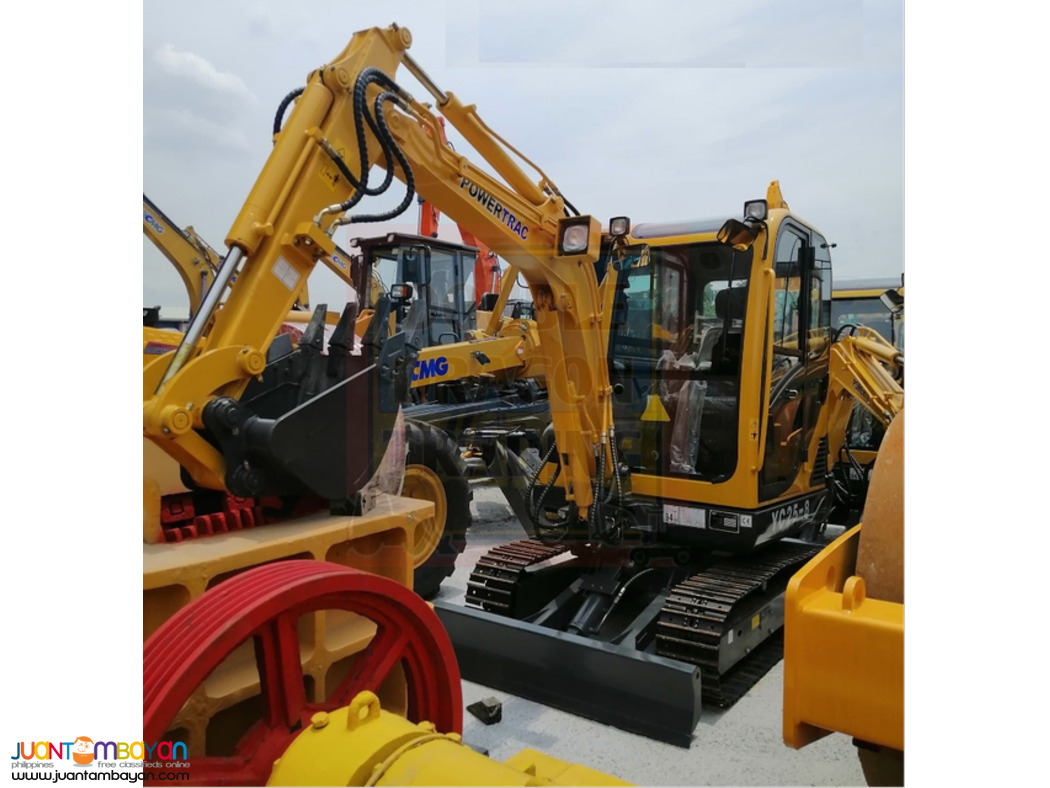 Brand new mini backhoe excavator 0.4 cubic for sale 