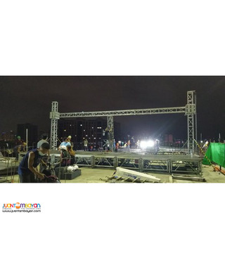 STAGE AND TRUSSES FOR RENT