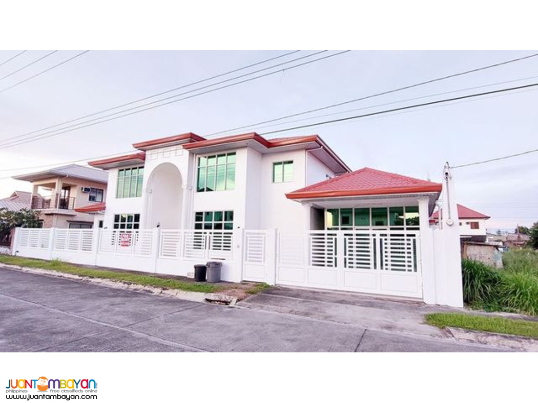  FOR RENT!  Elegant Modern Home