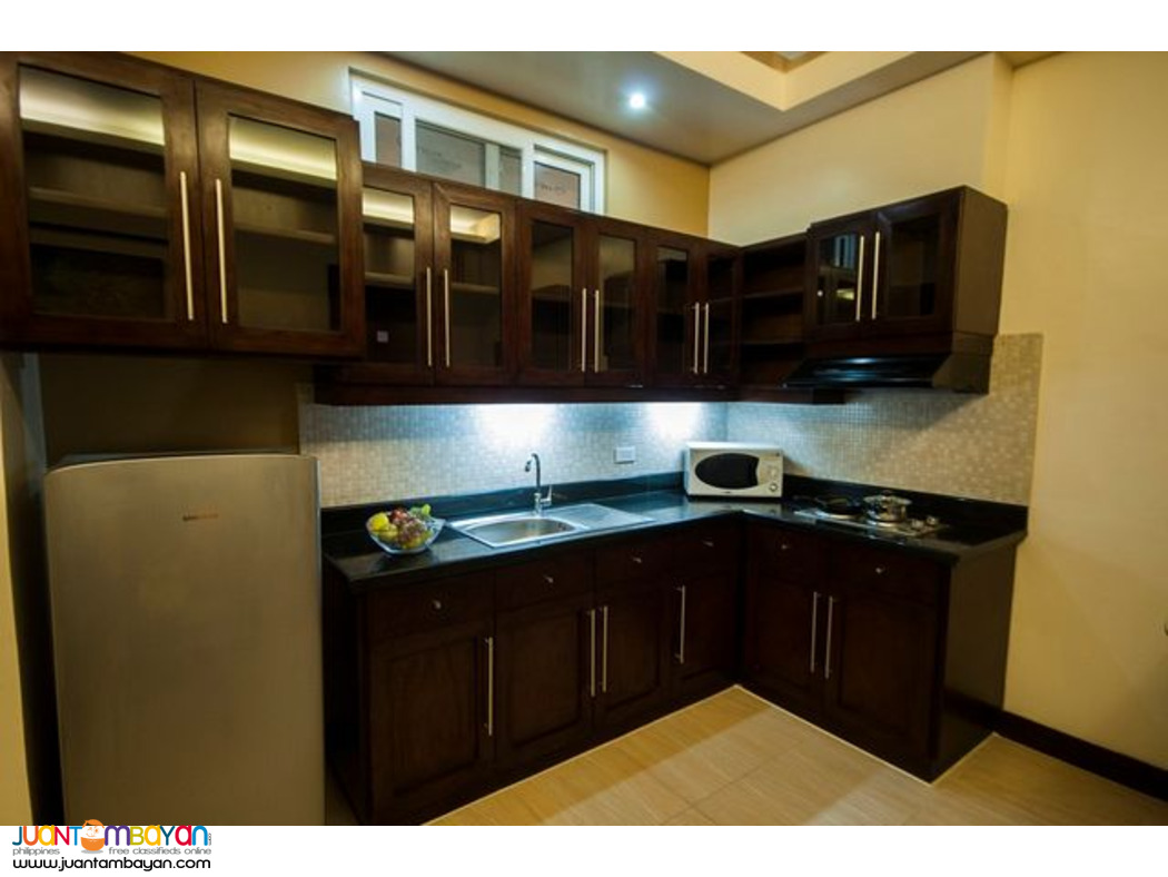 1 BR 36sq.m with Free weekly housekeeping,Wifi,Parking Near Ayala,SM