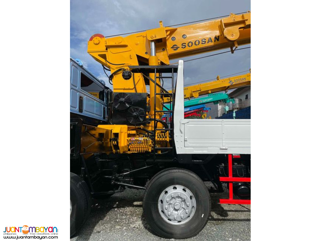 17 TONS BOOM TRUCK FOR SALE