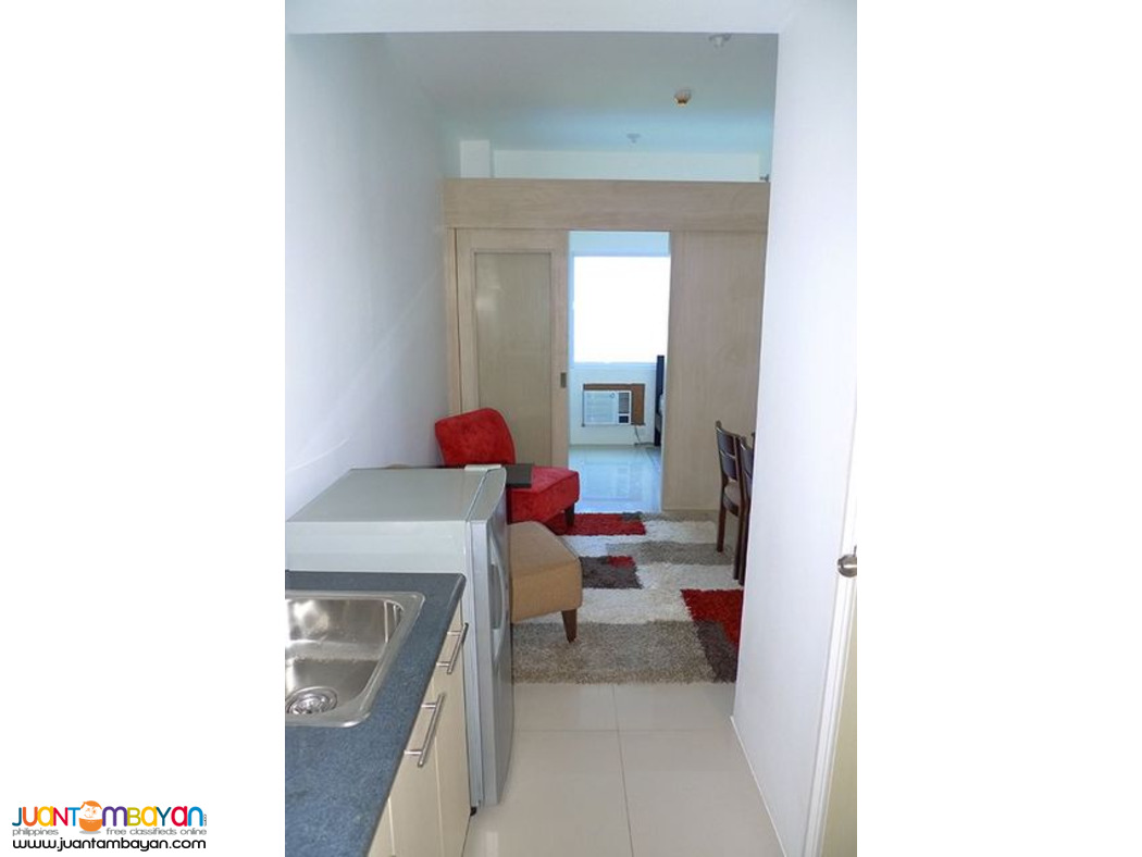 Quezon City 1 BR condo for sale facing Miriam College