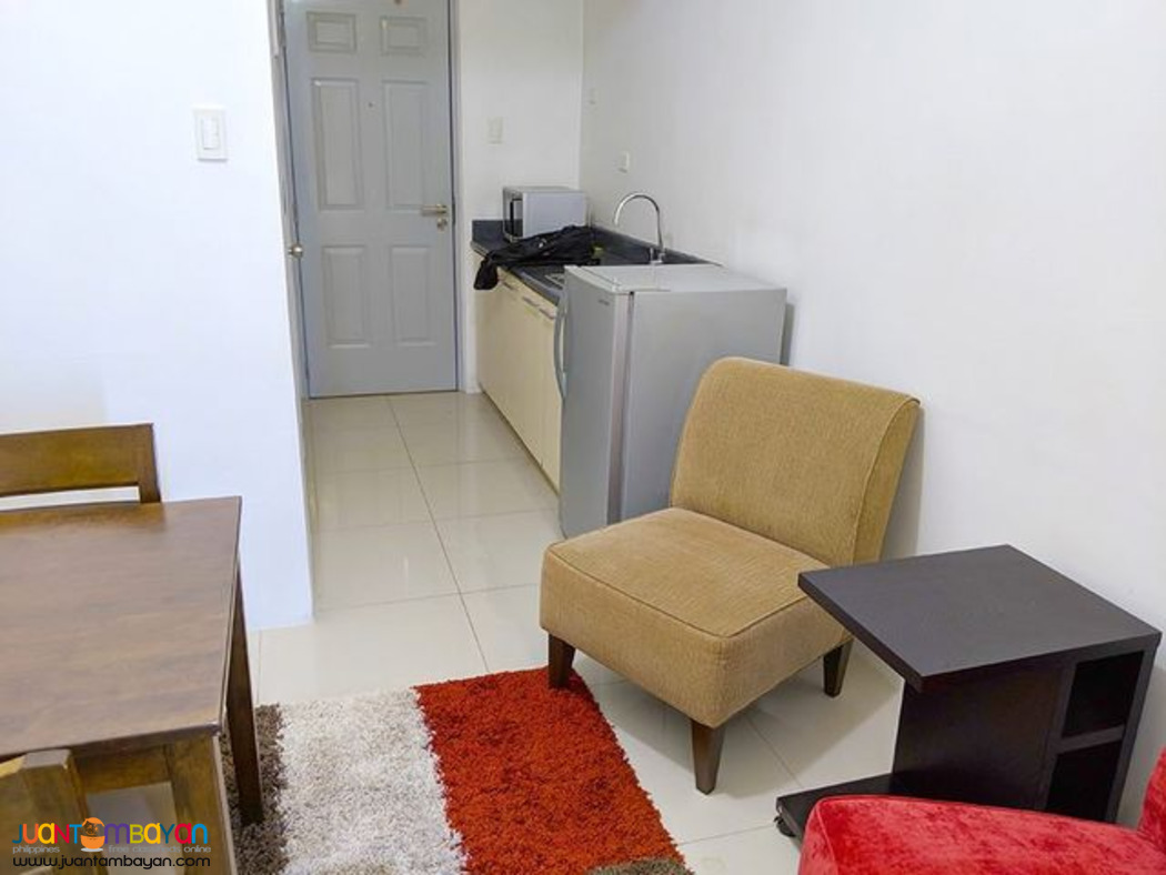 Quezon City 1 BR condo for sale facing Miriam College