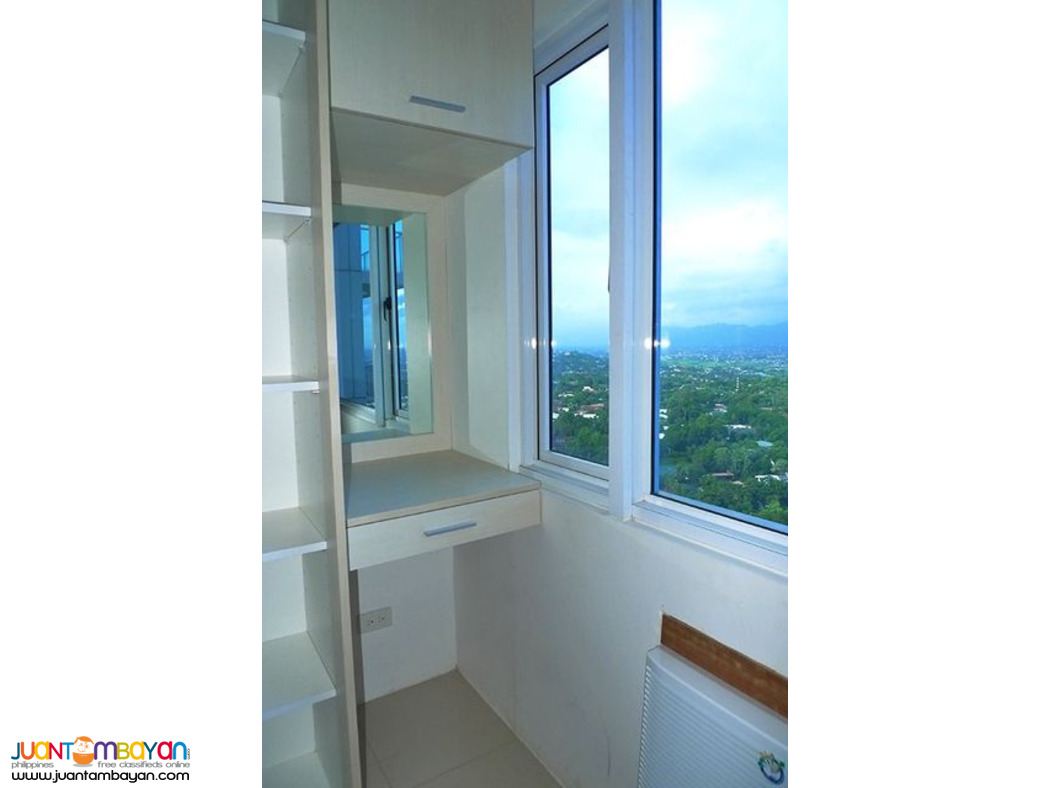 Quezon City 1 BR condo for sale facing Miriam College