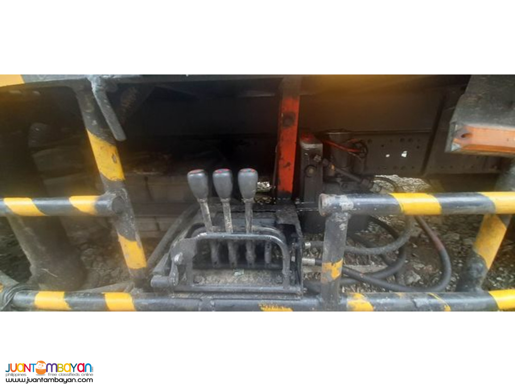 PACKAGE MITSUBISHI CANTER SELFLOADER AND PC40-5