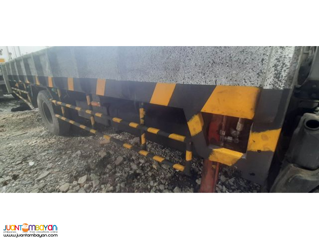 PACKAGE MITSUBISHI CANTER SELFLOADER AND PC40-5