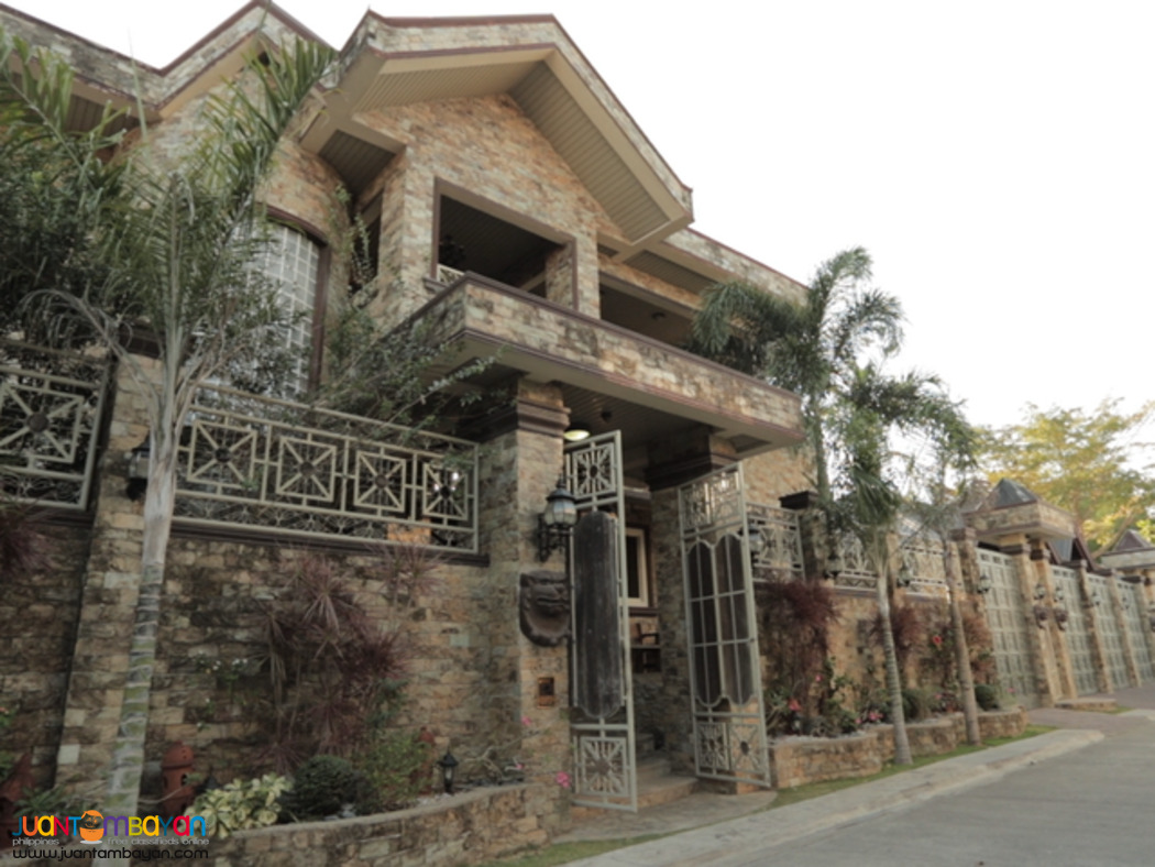 Private Estate For Sale