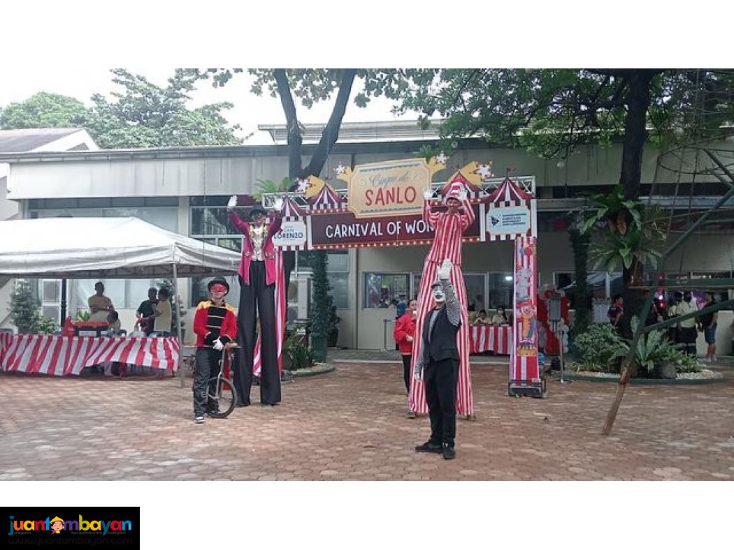 Street performers 