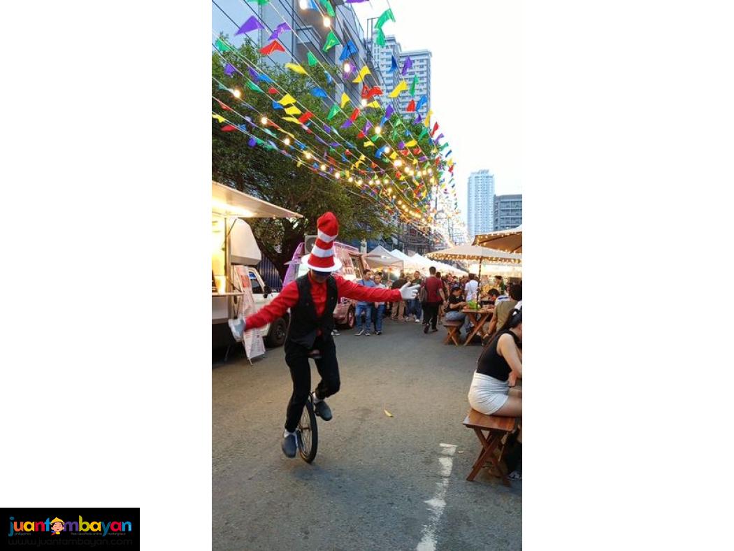 Street performers 
