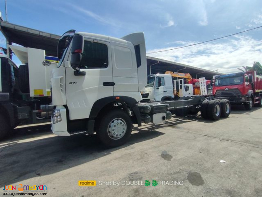 HOWO A7 10W CAB AND CHASSIS 371HP 30FT EURO 2