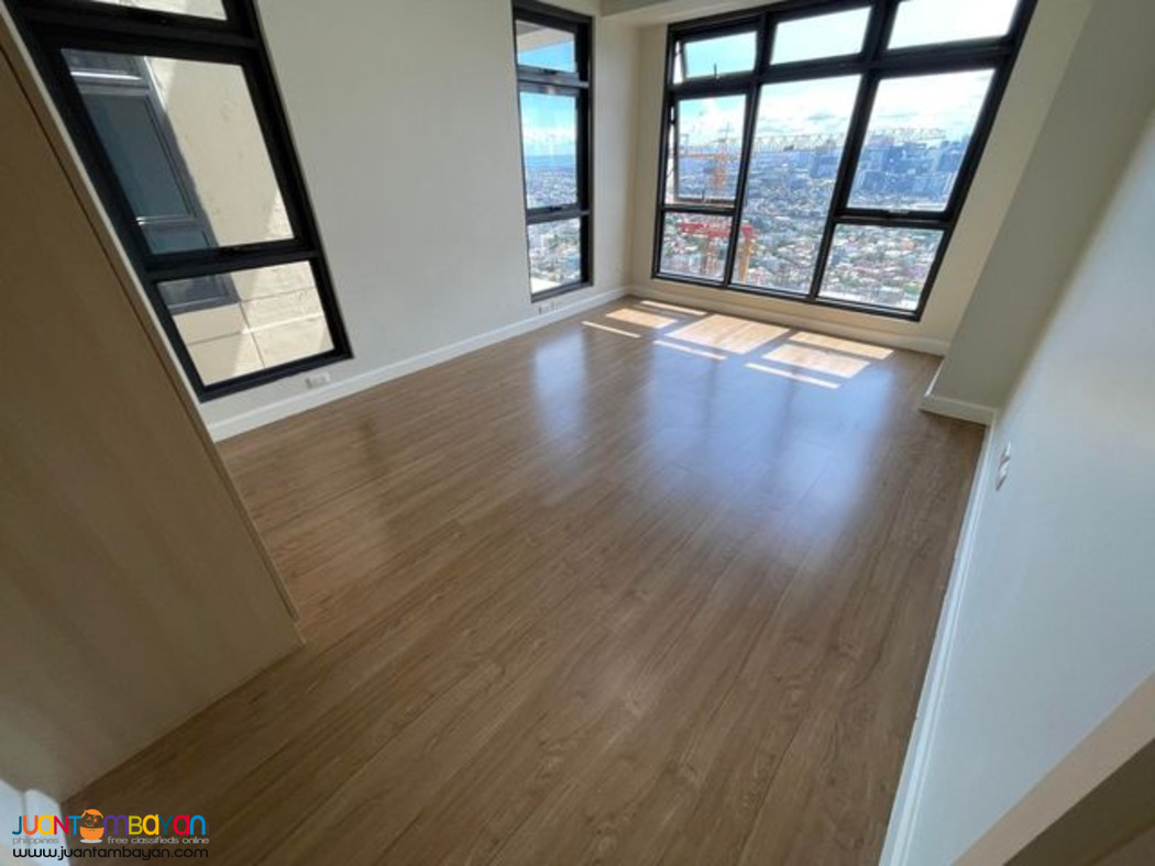 Pasig 2 bedroom for sale w/ 2parking in Oranbo Drive