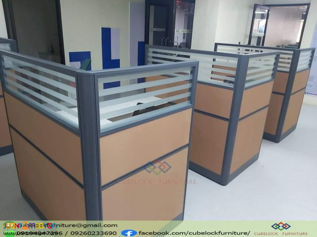 Office Modular and Cubicles Partitions Office Tables