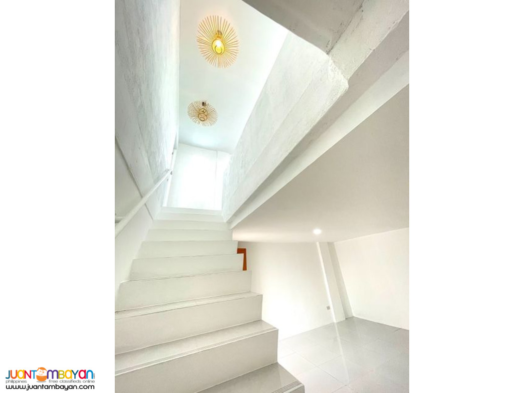 8 bedroom for H&L sale in Cavite near Imus City Hall