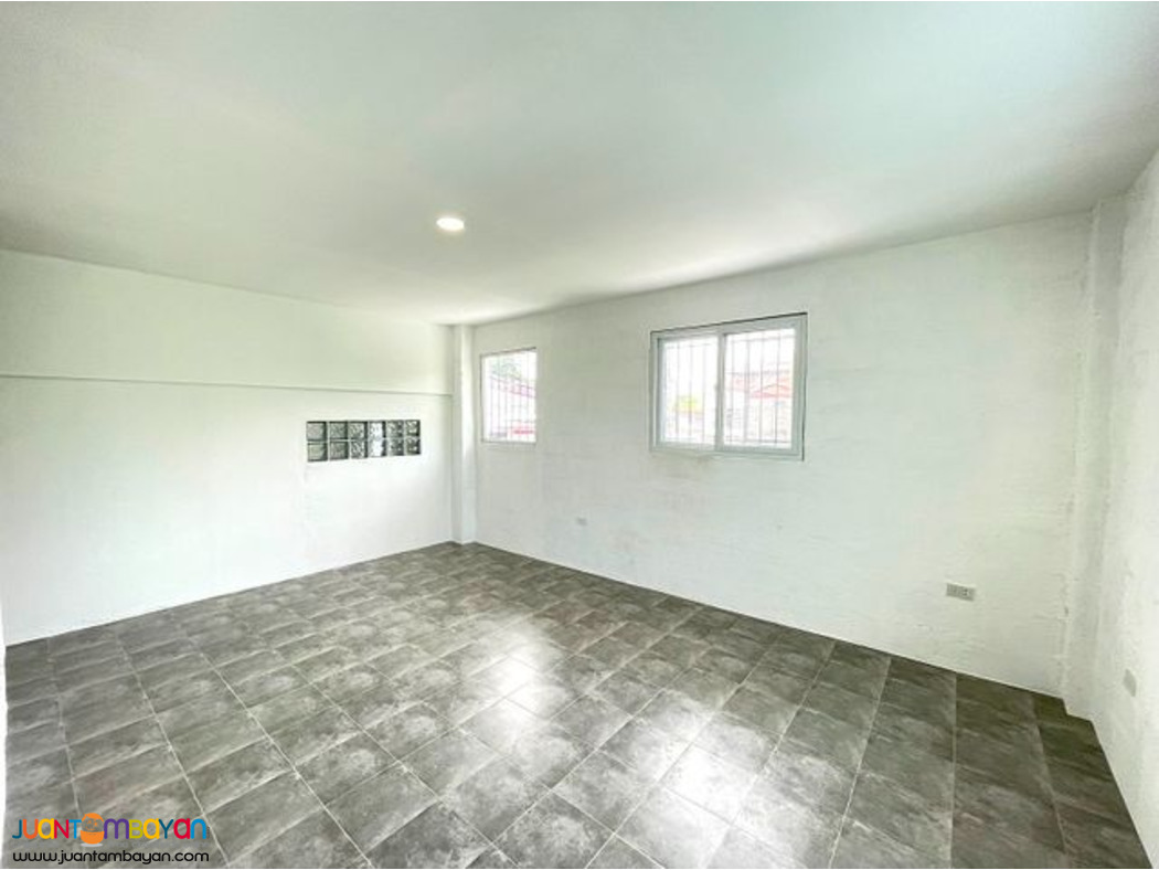 8 bedroom for H&L sale in Cavite near Imus City Hall