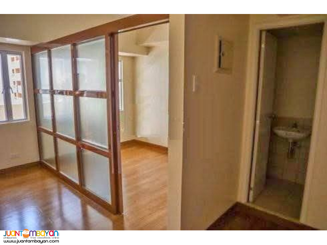 1 Bedroom unit for sale near EDSA in Boni MRT