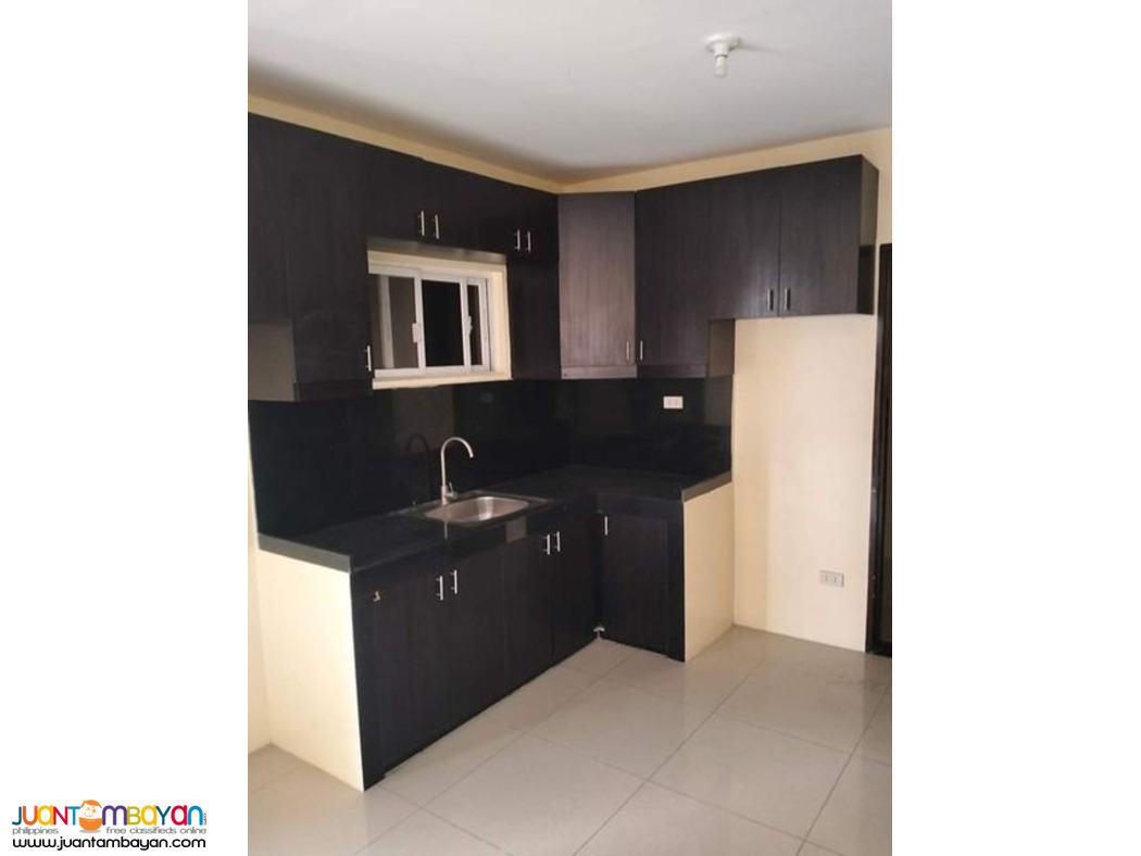 For Sale House And Lot In Patricia Excecutive Village