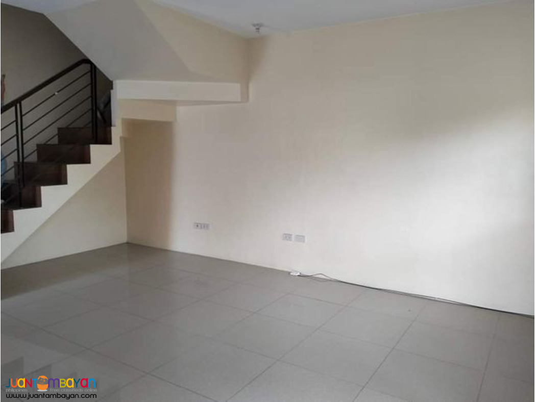 For Sale House And Lot In Patricia Excecutive Village