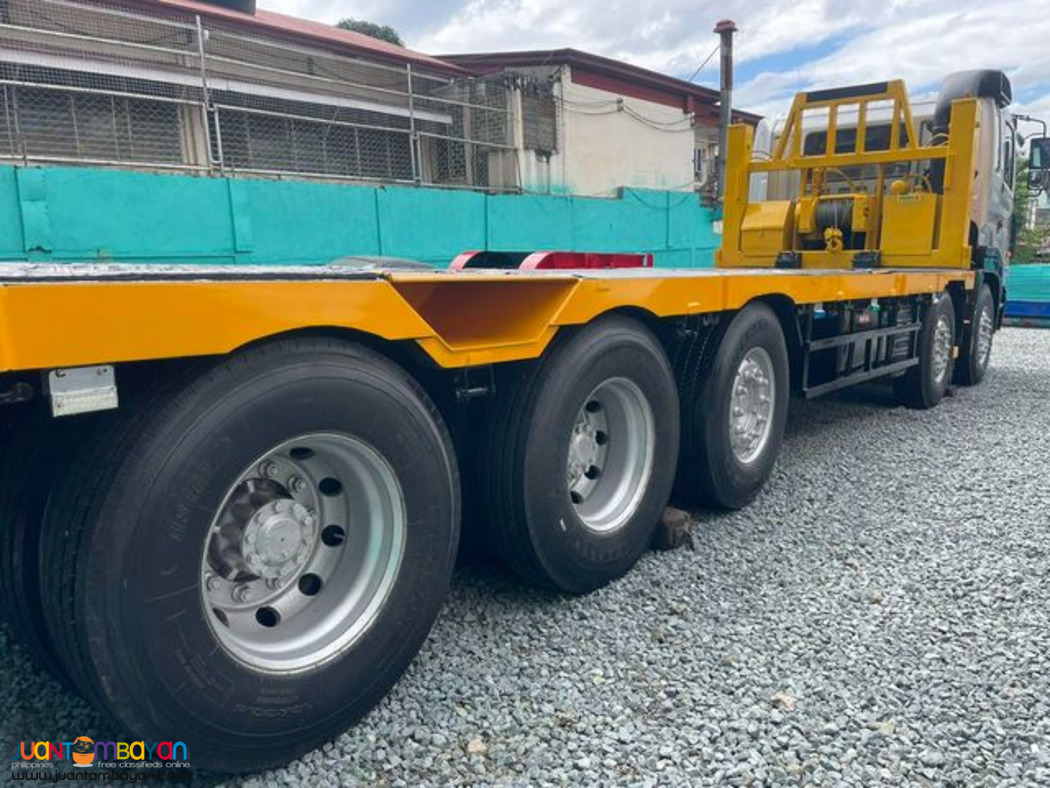 For sale: 14-Wheeler Self Loading Truck