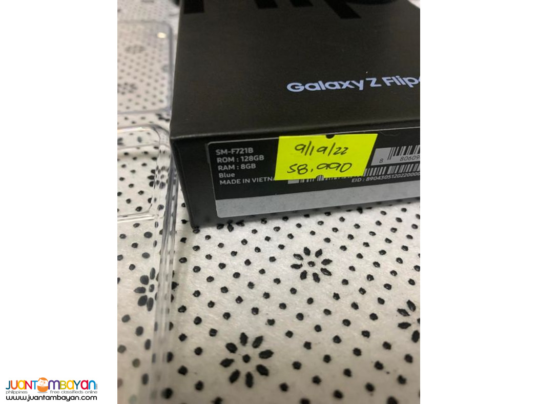 Samsung Galaxy Z flip Blue 4 128gb complete 