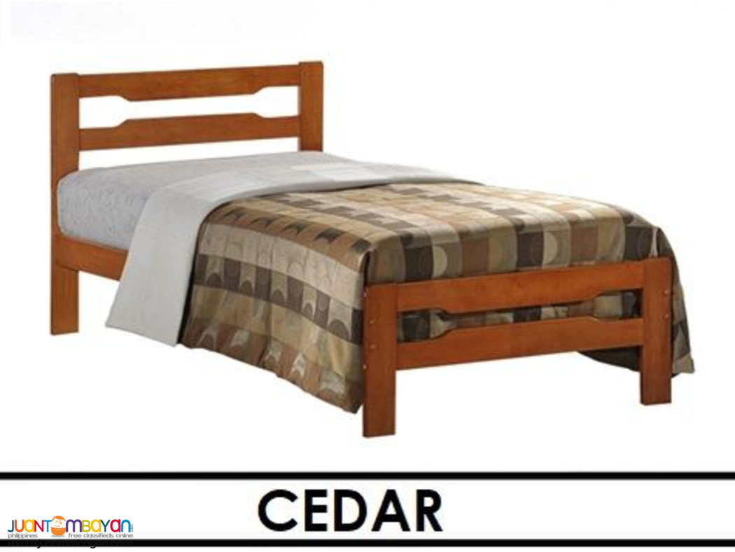 cEDAR WOODEN BED 