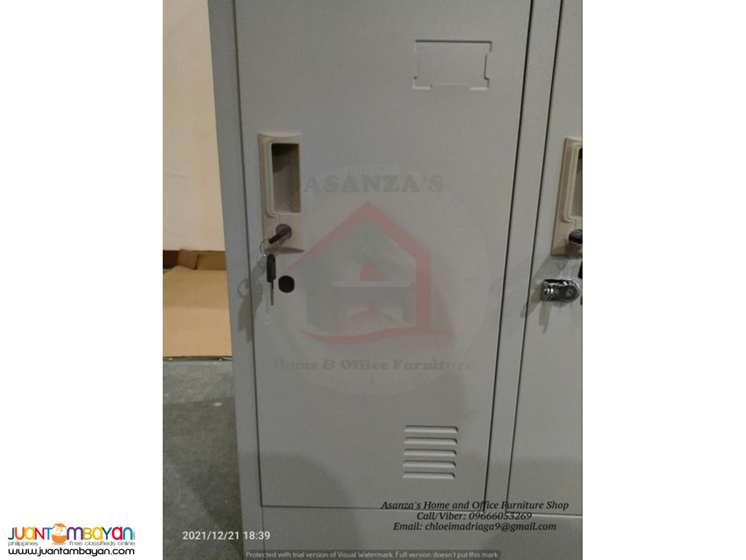 12 Doors Steel Locker