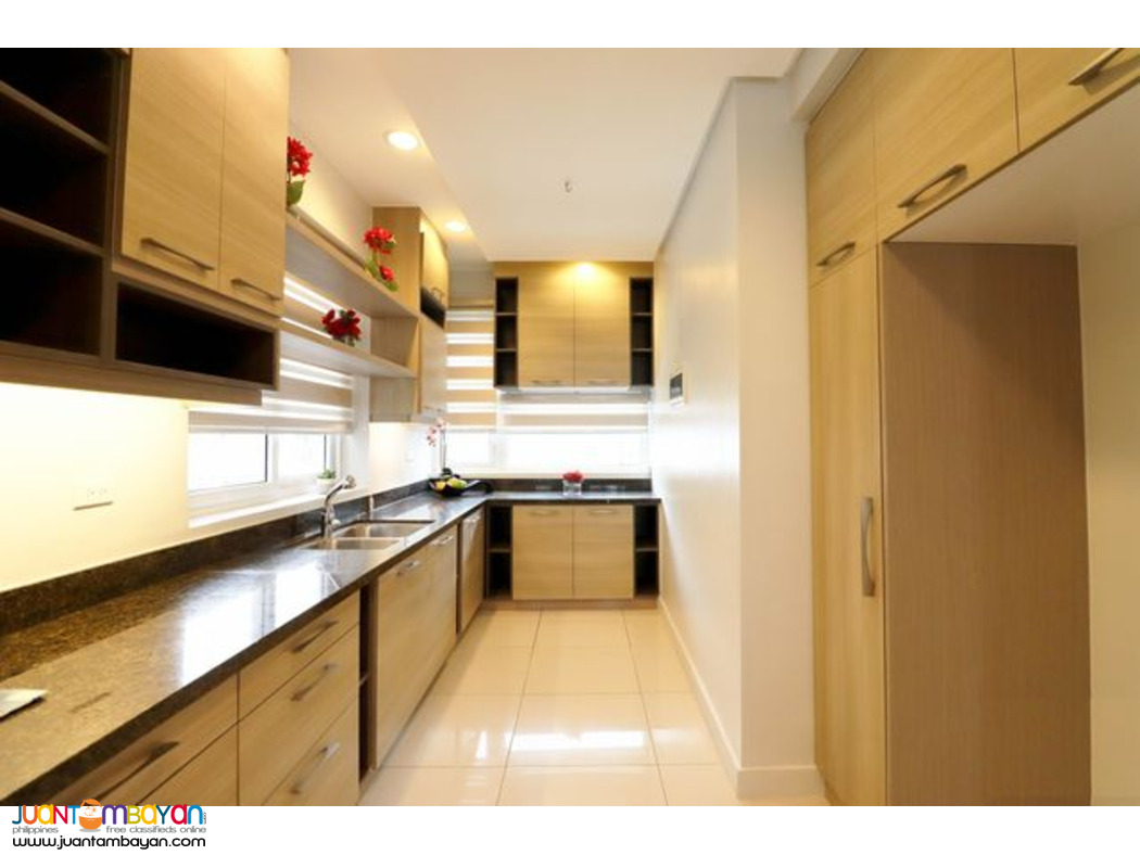 Congressional 3 BR Townhouse for sale near SM Cherry 
