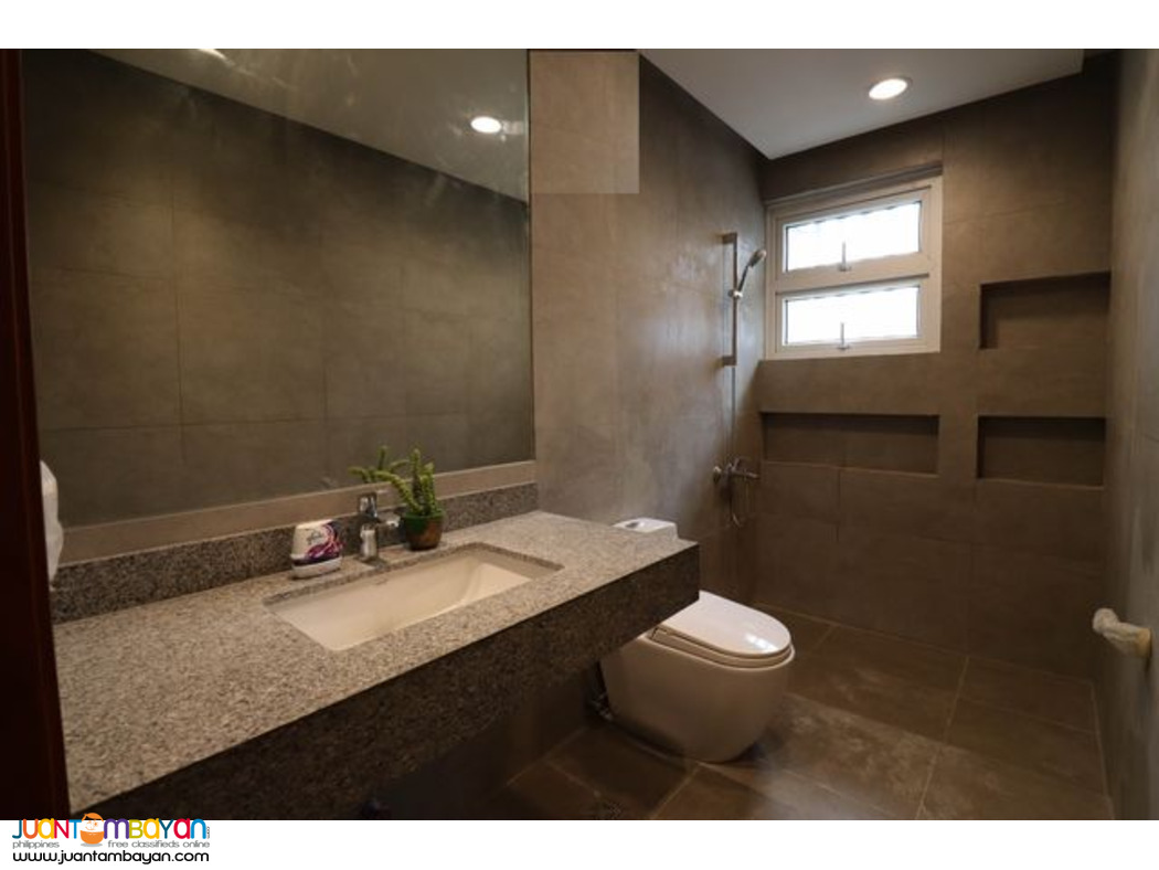 Congressional 3 BR Townhouse for sale near SM Cherry 