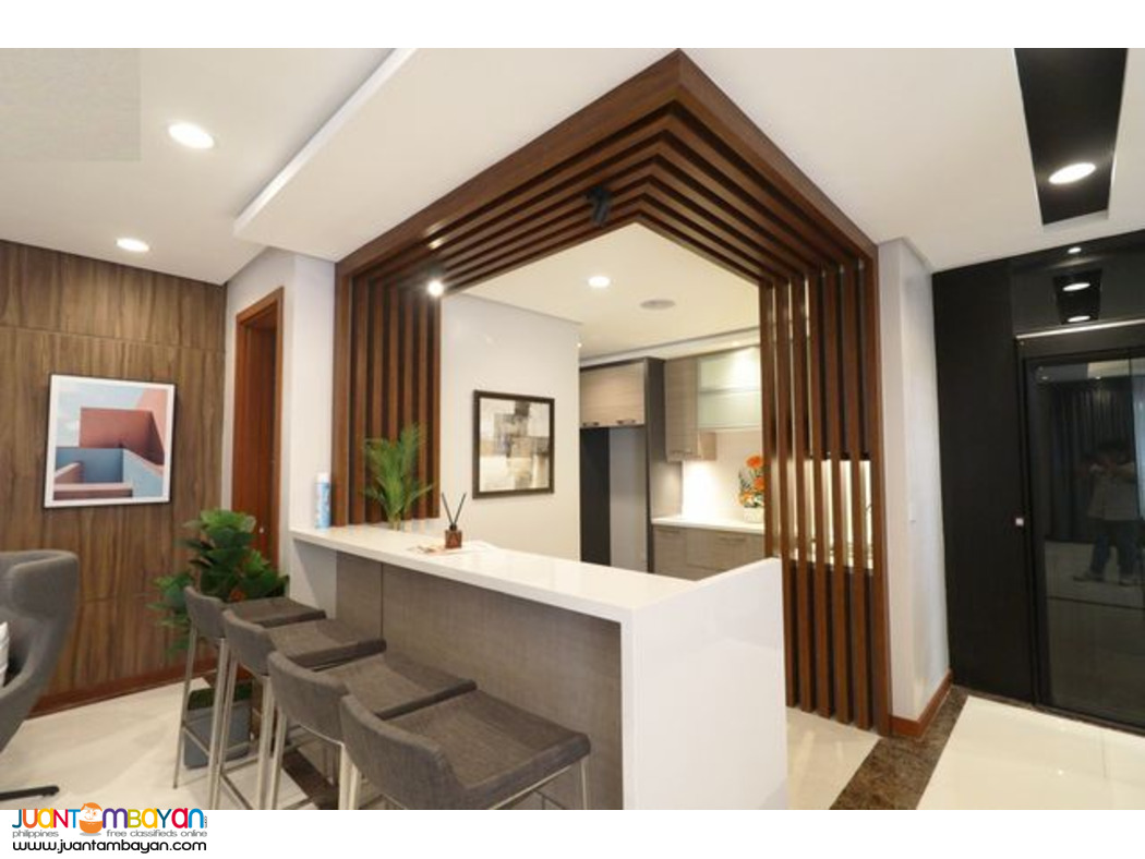 Quiapo 4 BR Thse for sale near San Sebastian Church in Manila