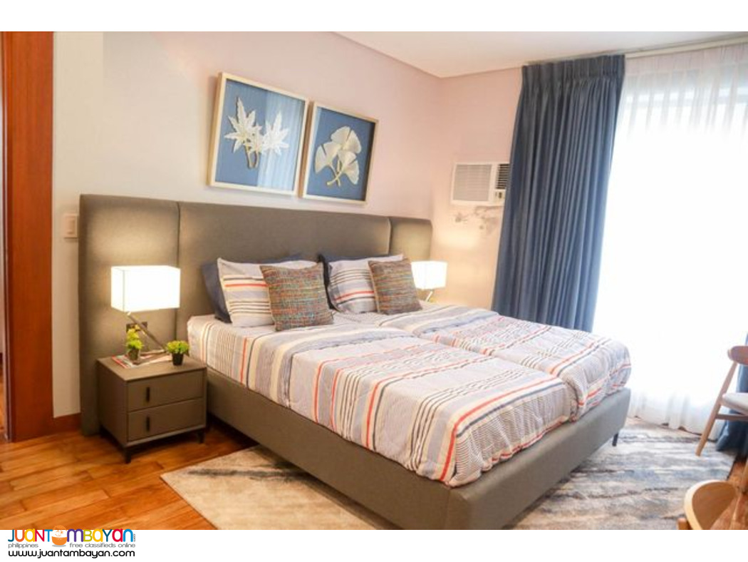 Quiapo 4 BR Thse for sale near San Sebastian Church in Manila