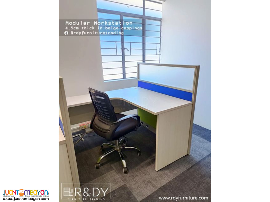 modular panel partition and table-ltype table with frosted
