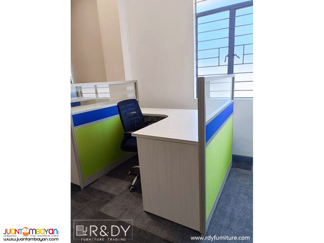 modular panel partition and table-ltype table with frosted