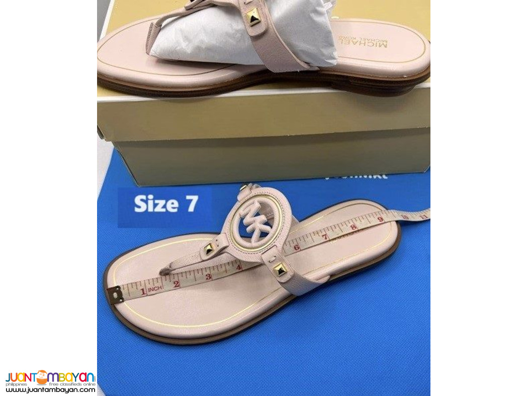 Michael Kors Aubrey Cut Out Thong Sandals Size 7 Pink