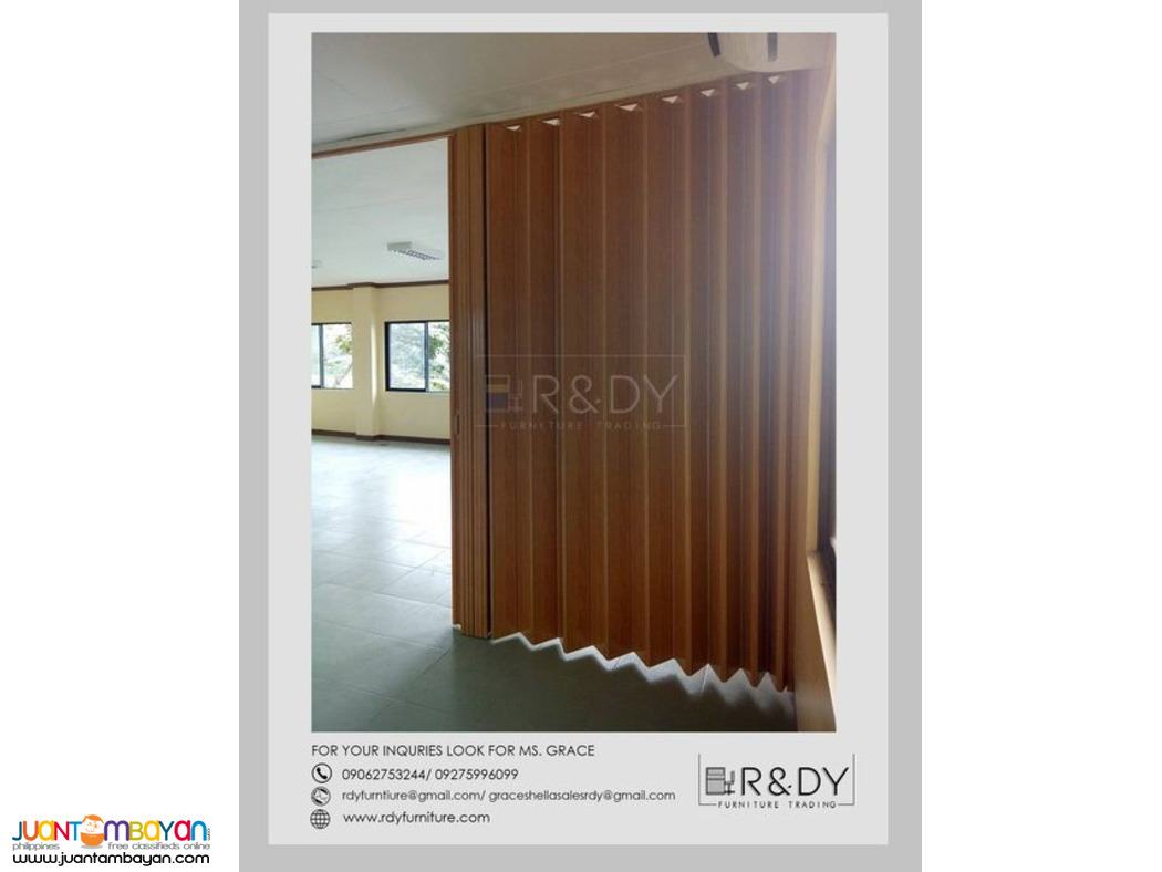PVC ACCORDION FOLDING DOOR