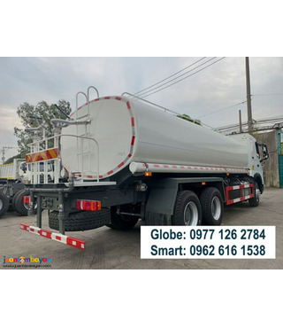 2000 LITERS WATER TRUCK 10WHEELER 6X4 HOWO
