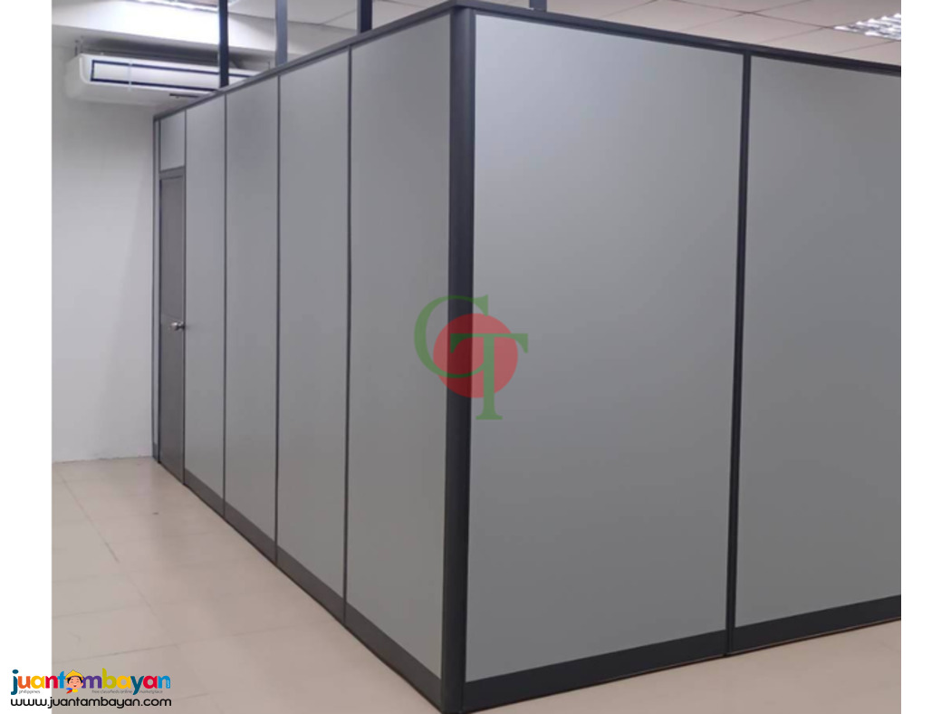 HIGH PARTITION WALL